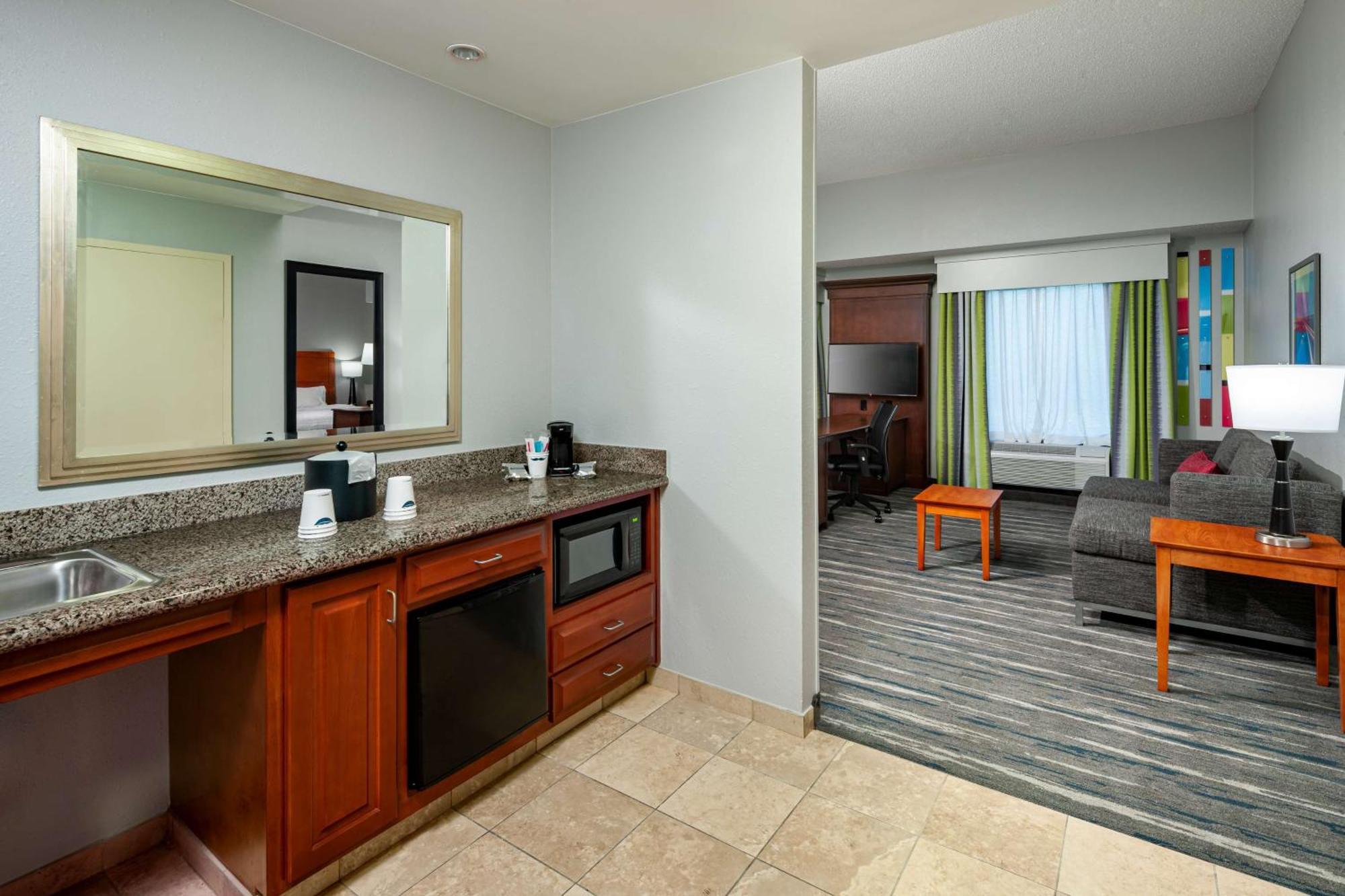 Hampton Inn & Suites Mobile I-65@ Airport Boulevard Exteriér fotografie