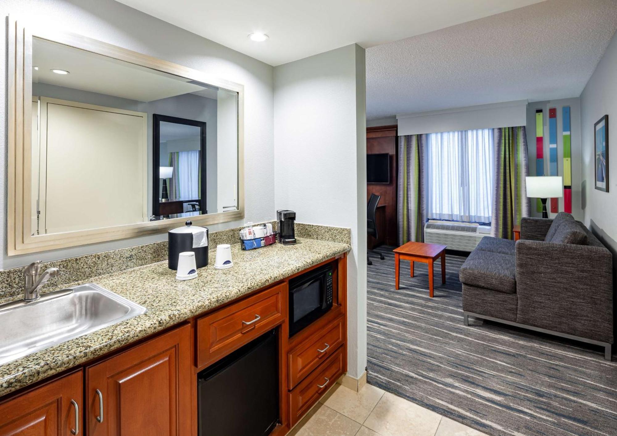 Hampton Inn & Suites Mobile I-65@ Airport Boulevard Exteriér fotografie