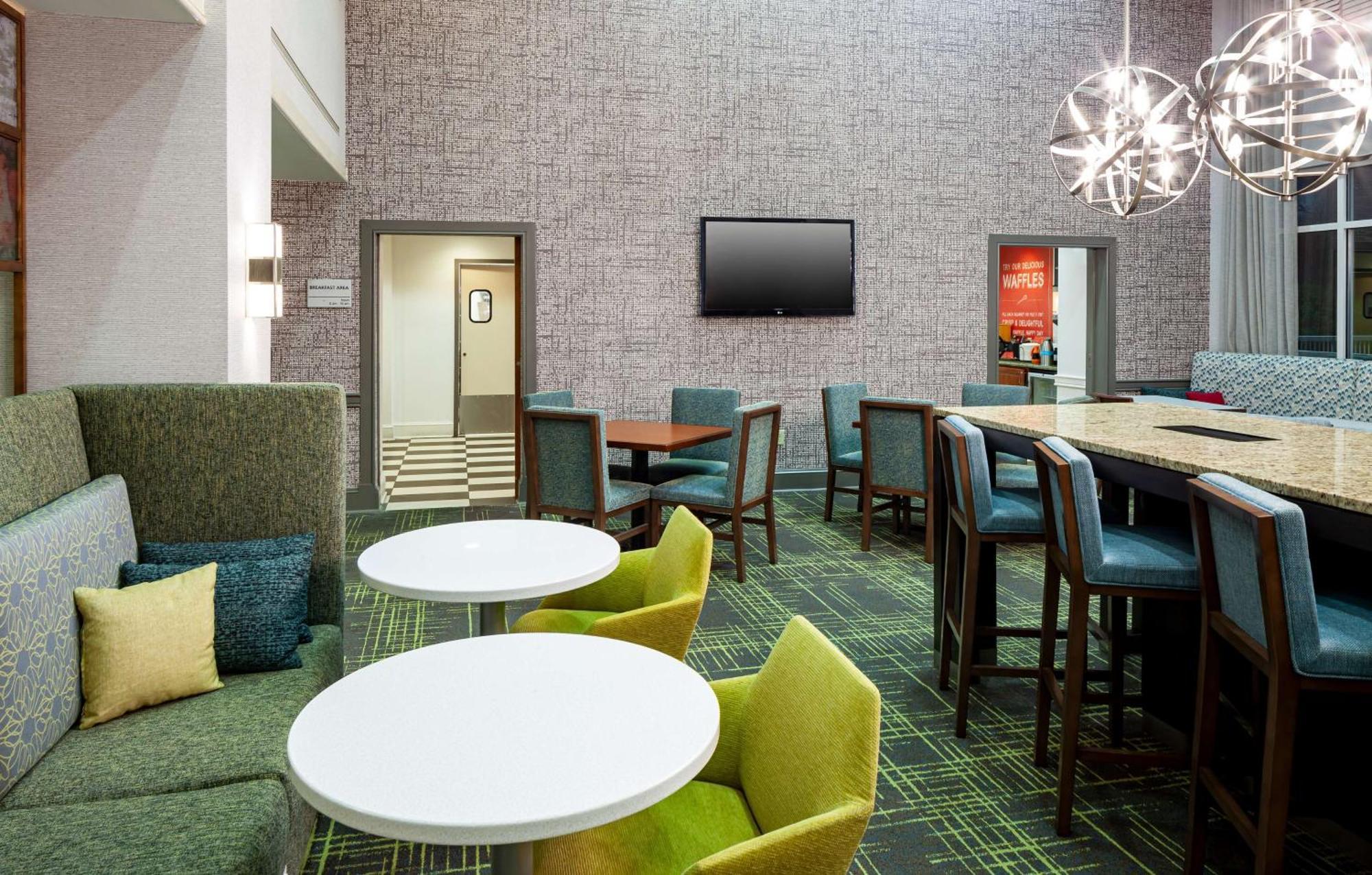 Hampton Inn & Suites Mobile I-65@ Airport Boulevard Exteriér fotografie