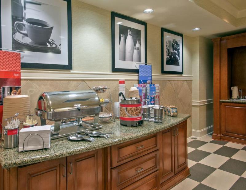 Hampton Inn & Suites Mobile I-65@ Airport Boulevard Exteriér fotografie